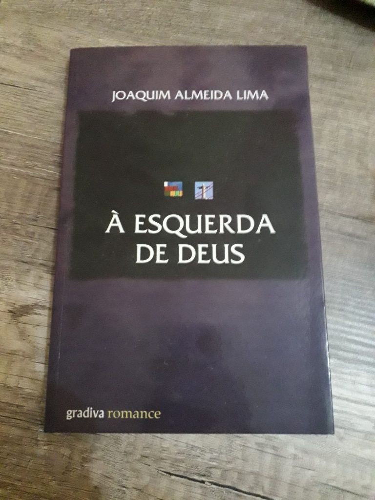 Livro "À esquerda de Deus"