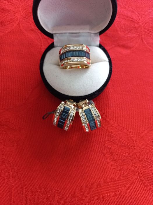 Conjunto de brincos e anel de alta bijuteria