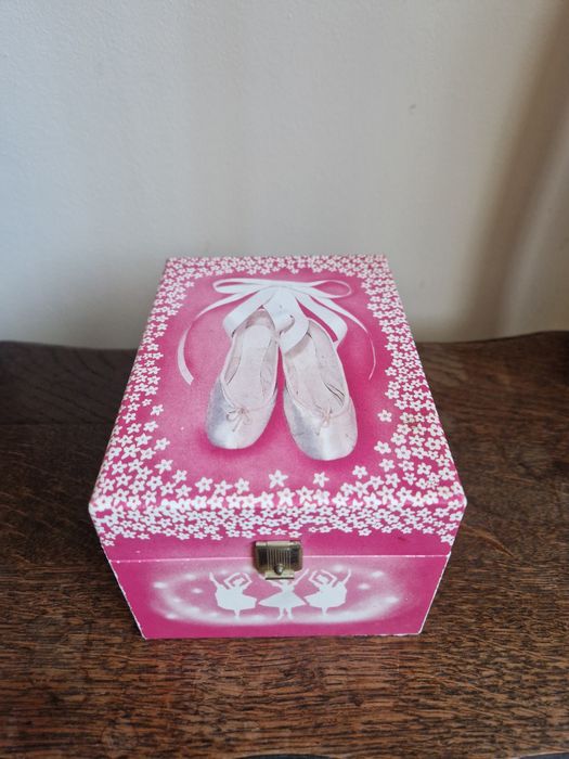 Pozytywka  - Baletnica