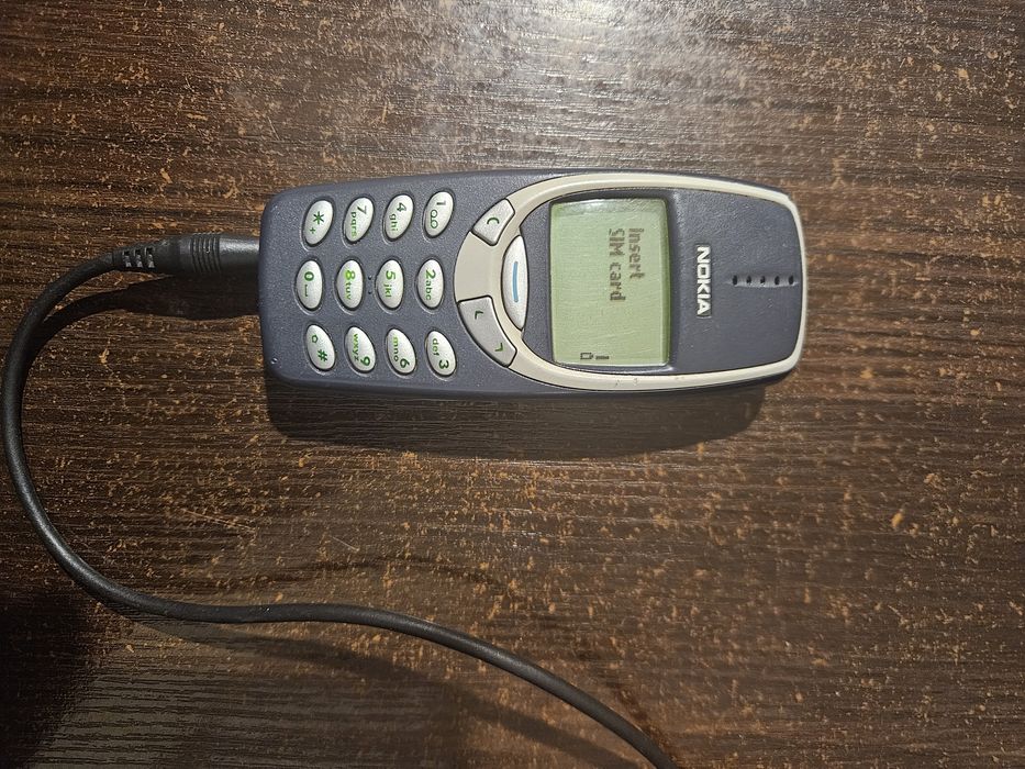 Nokia 3330  nokia 3310 problem z bateria ladny stan orginal