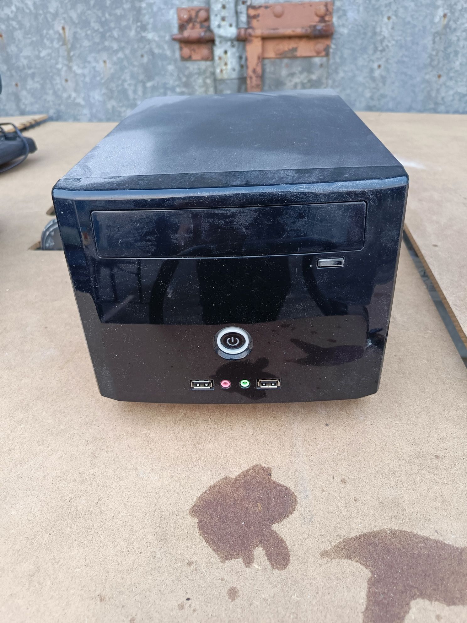 Obudowa micro ATX