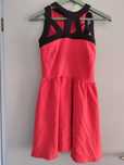 Vestido novo curto