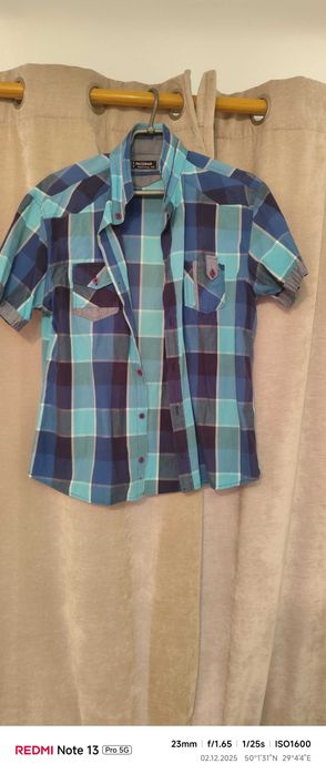 Продам сорочку чоловічу з коротким рукавом