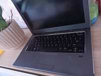 Laptop Dell plus ładowarka