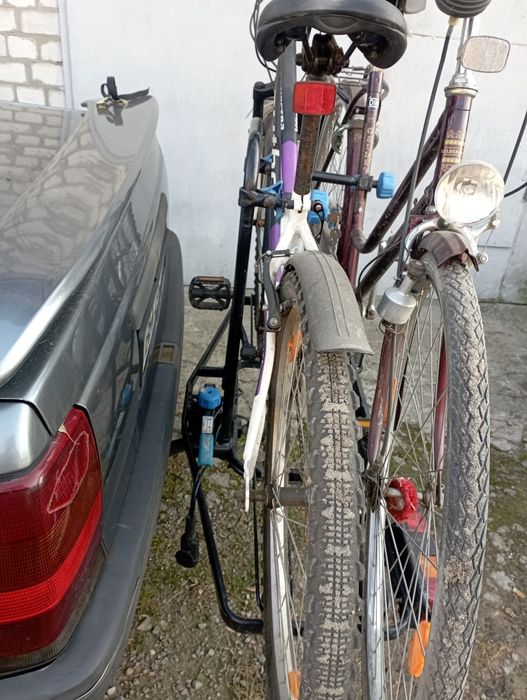 Оренда велобогажніка на фаркоп і велосипедів.