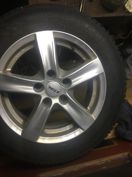 Вживані шини диски. 185/65R15