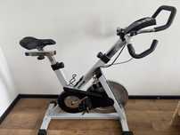 Rower spiningowy firmy KETTLER RACE