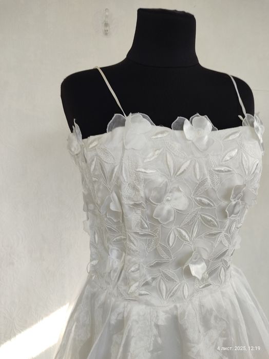 Вінтажна весільна сукня