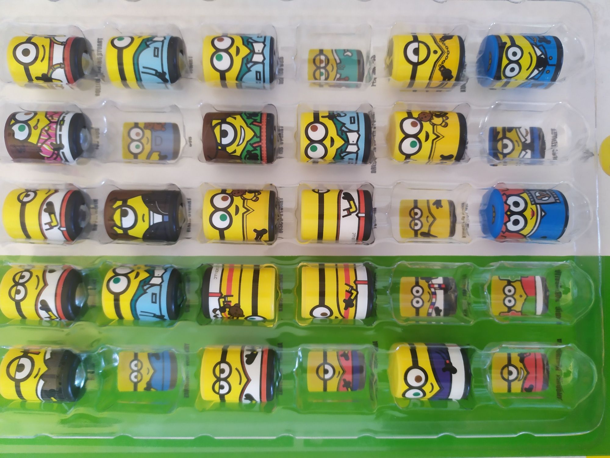 Album Minionków,dwie gry