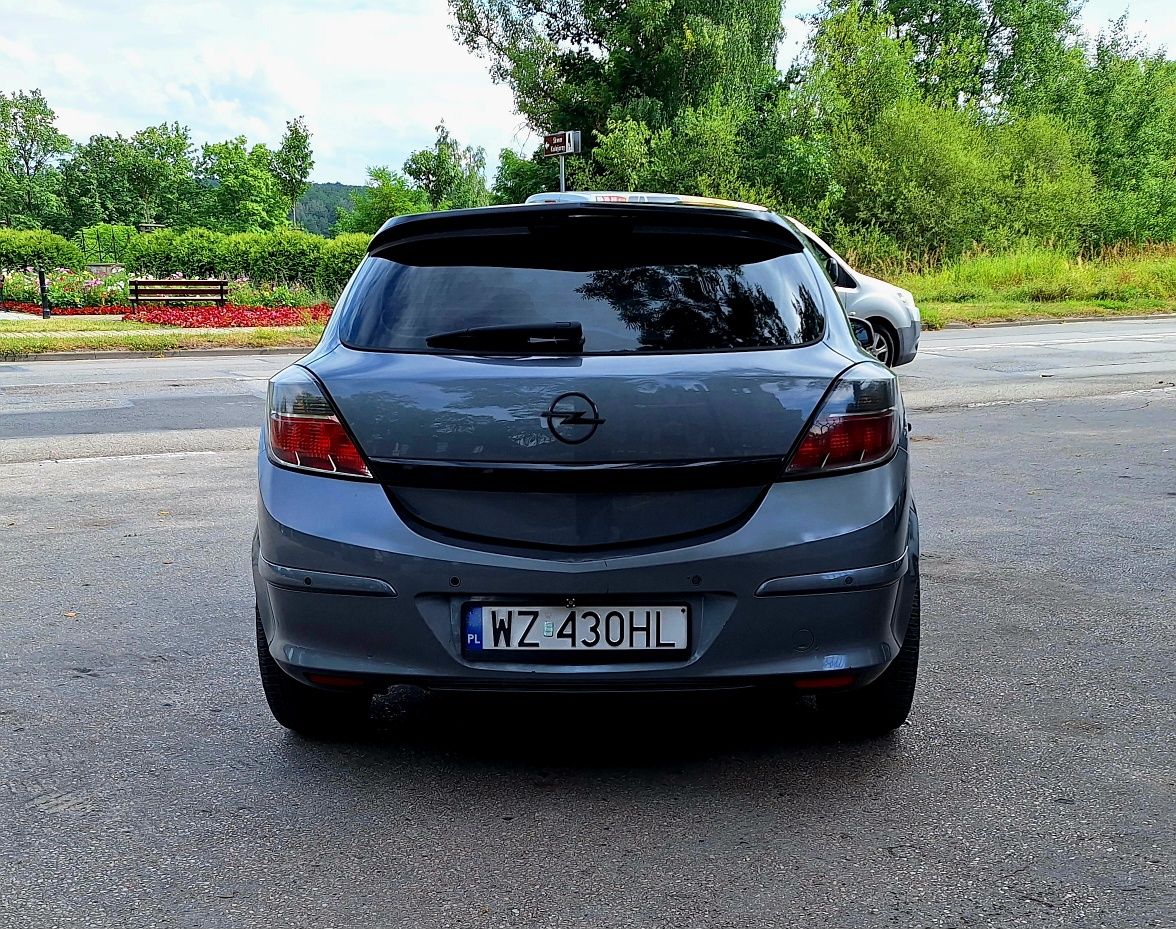 Opel Astra H Gtc 1.9