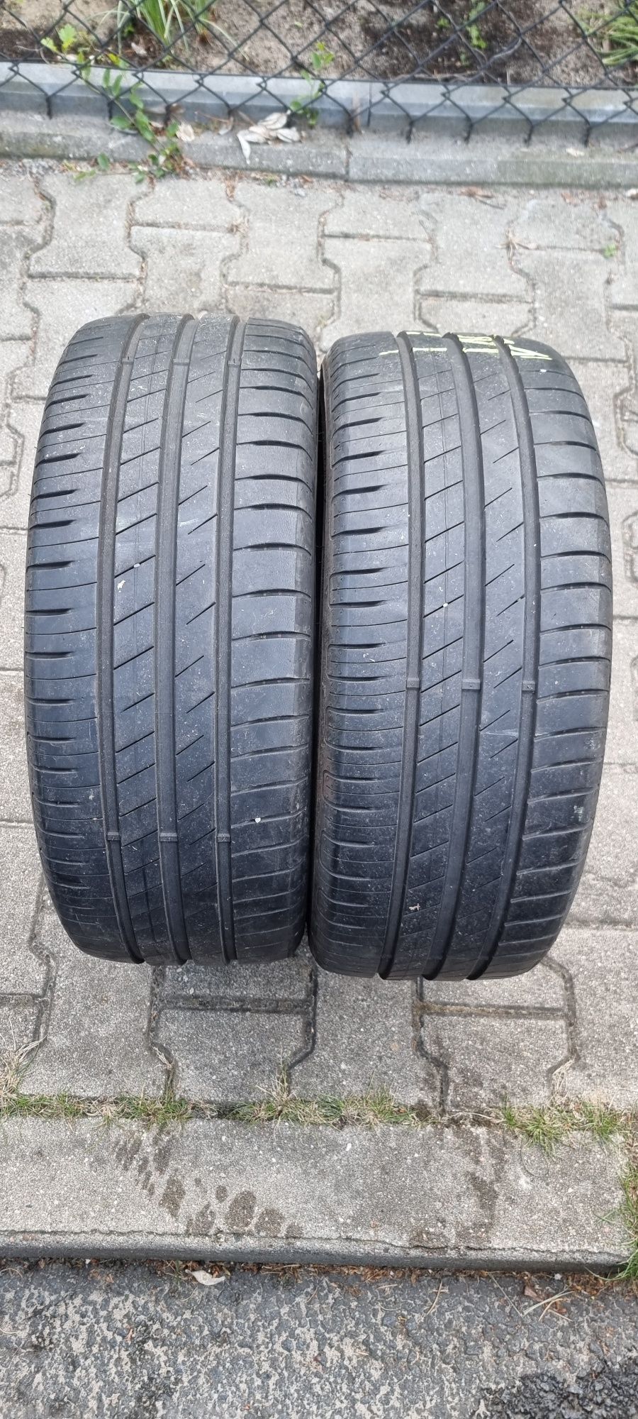 195/40r17 Goodyear 2sztuki