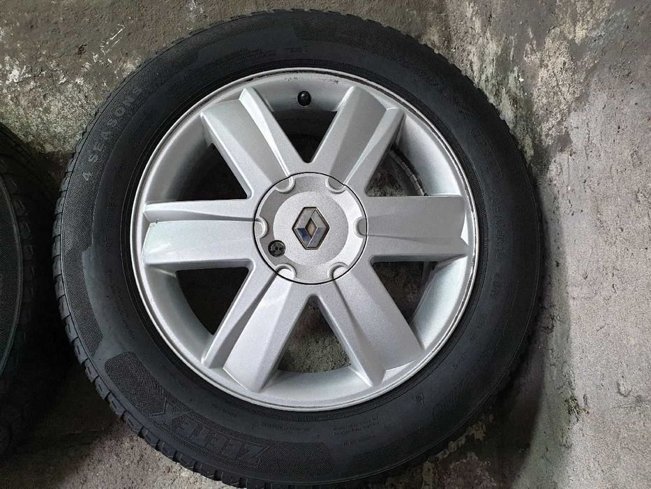 Felgi alu Renault R16 4x100 opony całoroczne 205/60R16 5,5mm