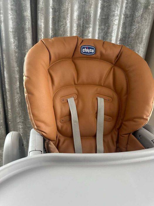 Найзручніший стільчик для годування Chicco Polly Magic Relax