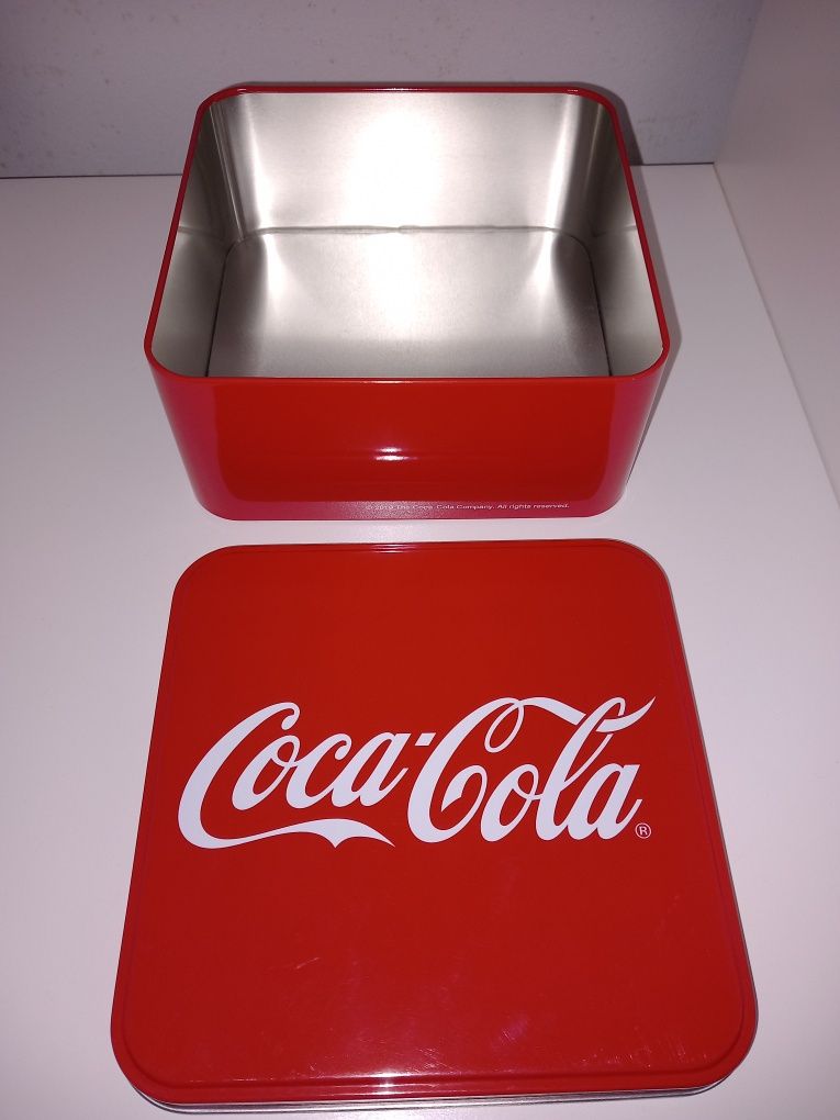 Caixa de lata coca-cola para colecção