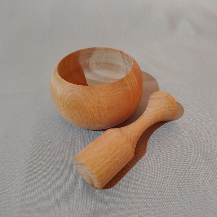 Ступка для спецій ручної роботи