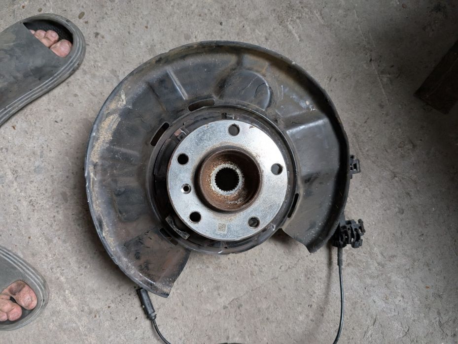 Цапфа кулак ступица опора BMW 3 4 F30 F32 F33 F34 F36 316 318 320 328