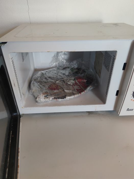 Microondas teka a funcionar