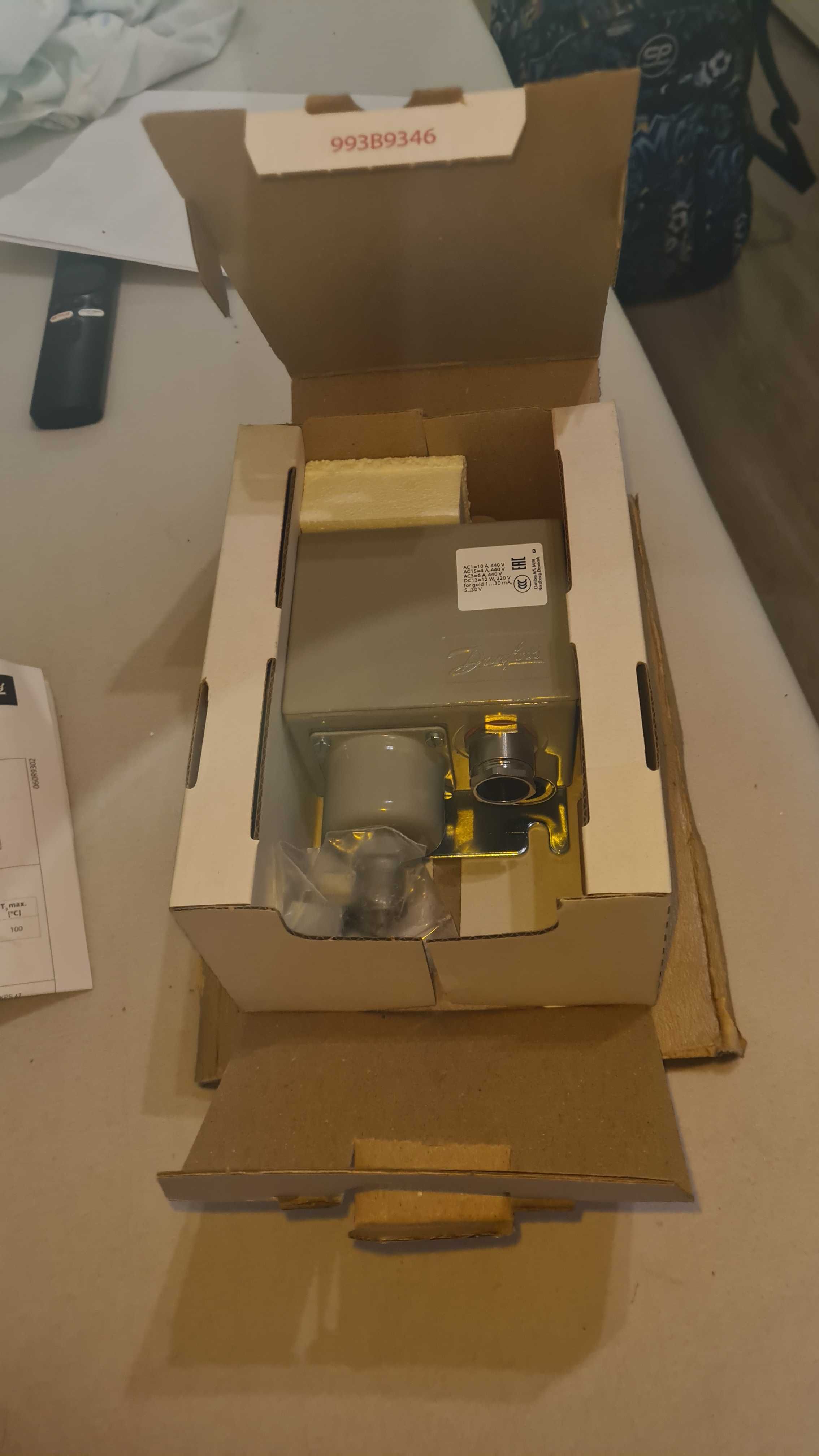 Wyłącznik ciśnieniowy Danfoss KPS 33 3/8"