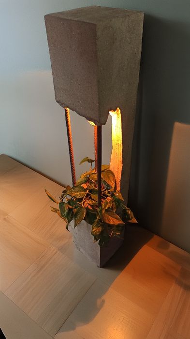 Unikatowa lampa z betonu