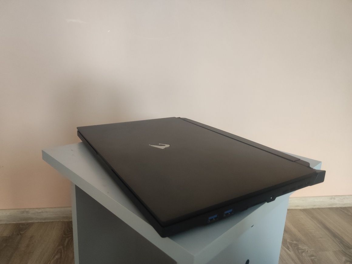 Gigabyte AORUS 15P XD (i7-11800h, Rtx3070-130w, IPS LED 300Hz, 16Gb