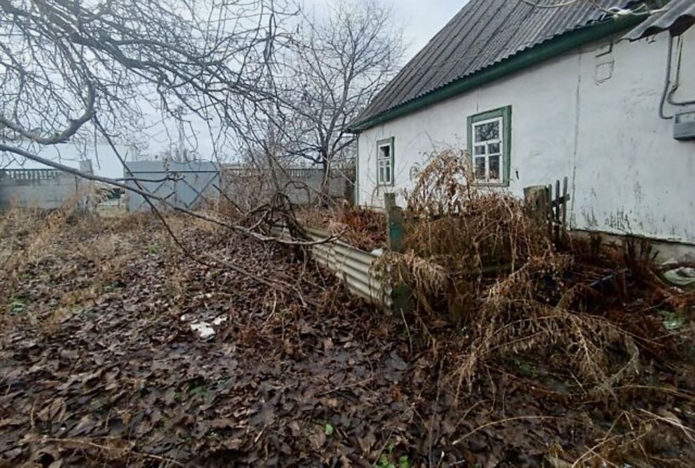 Продається ділянка 14,6 соток з 2 будинками