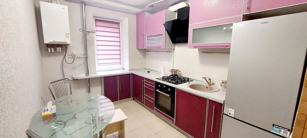Сучасна 2х кімнатна квартира з автономнем опаленням