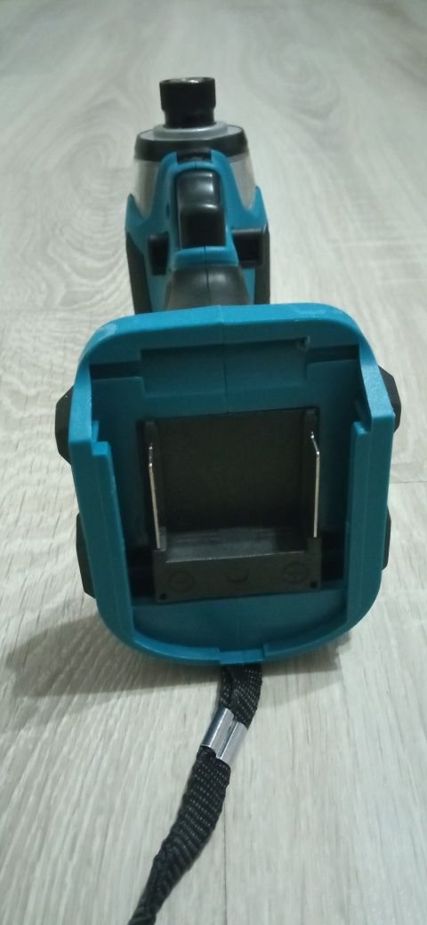 Шуруповерт Makita DTD 173D (імпакт)