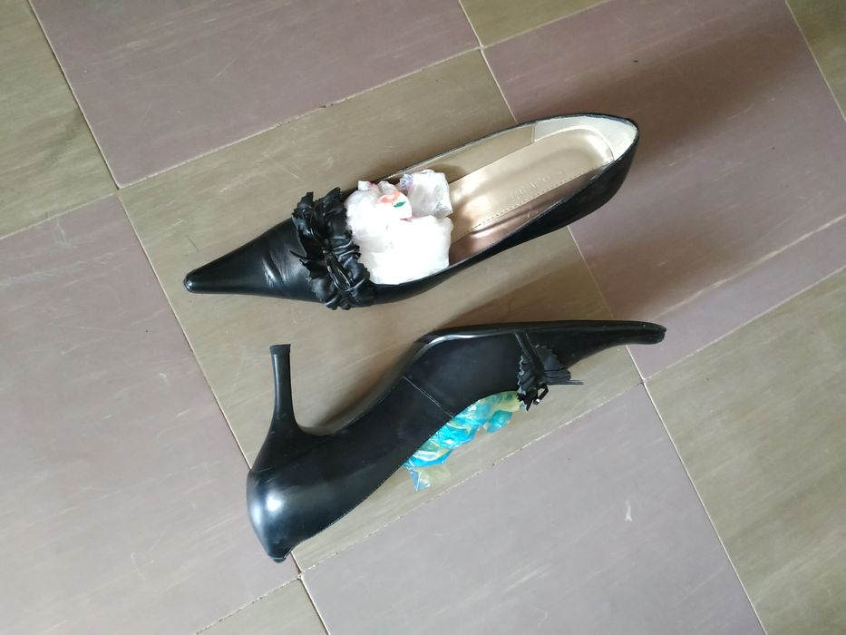 Продам женскую обувь б/у