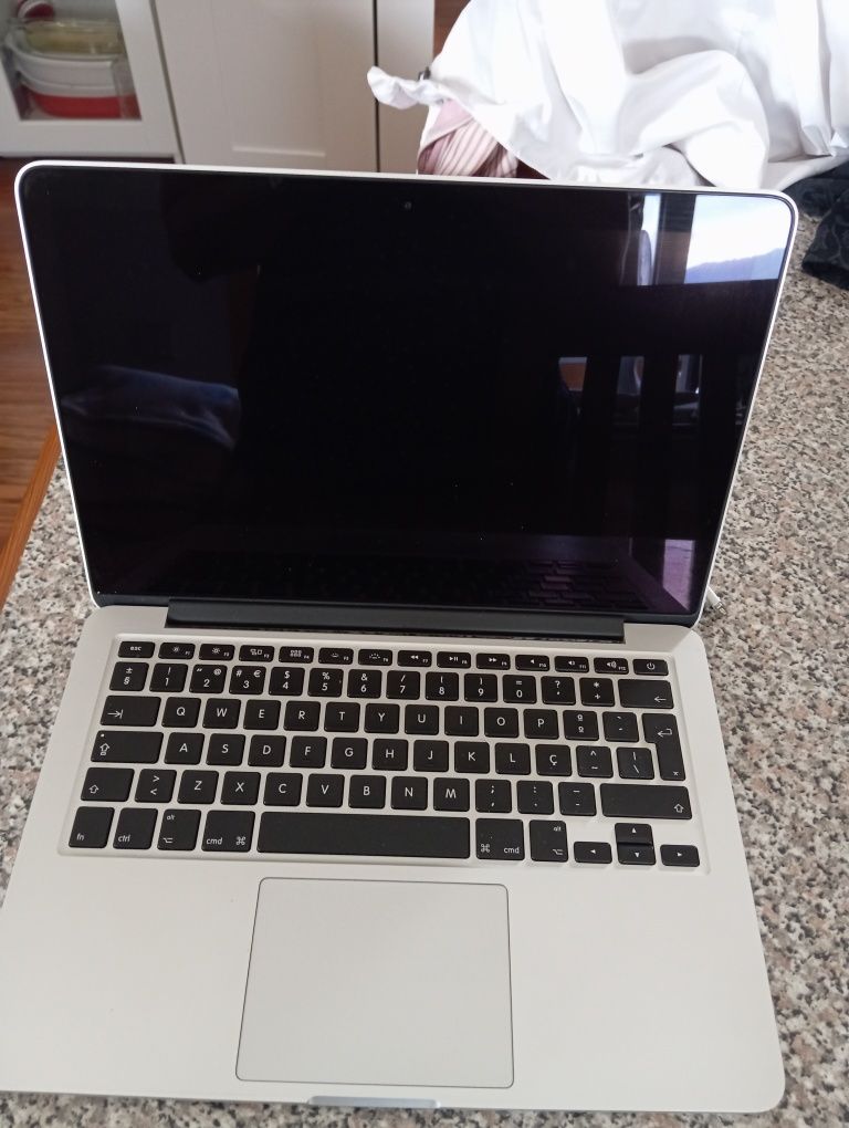 Computador da Apple Como NOVO ( versão 12.6.1)