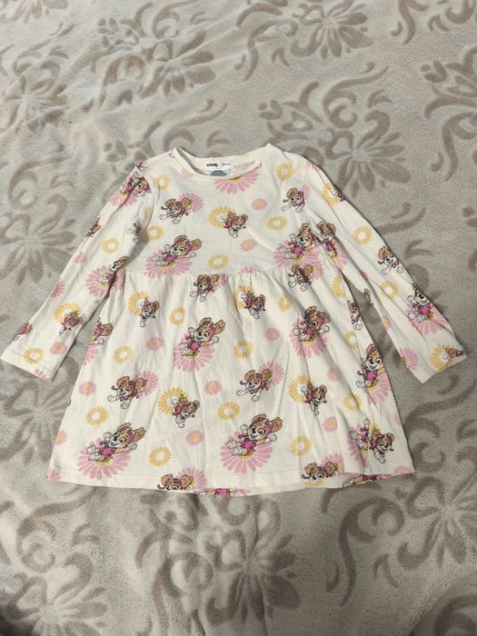 Сукні на дівчинку 104 розмір  (3-4 роки)