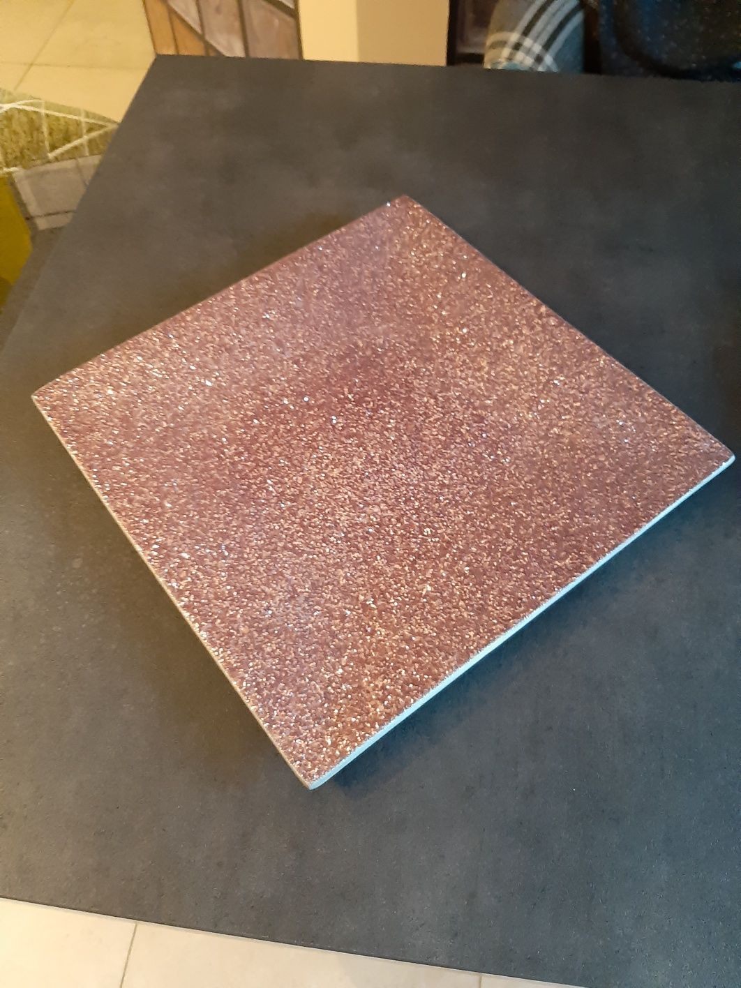 Patera brokat różowa kolekcja glamour tworzywo talerz ozdobny tkmaxx
