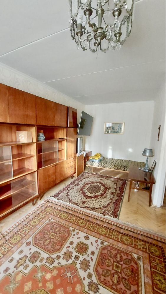 Продаж квартири Дарницький район, Харківське шосе