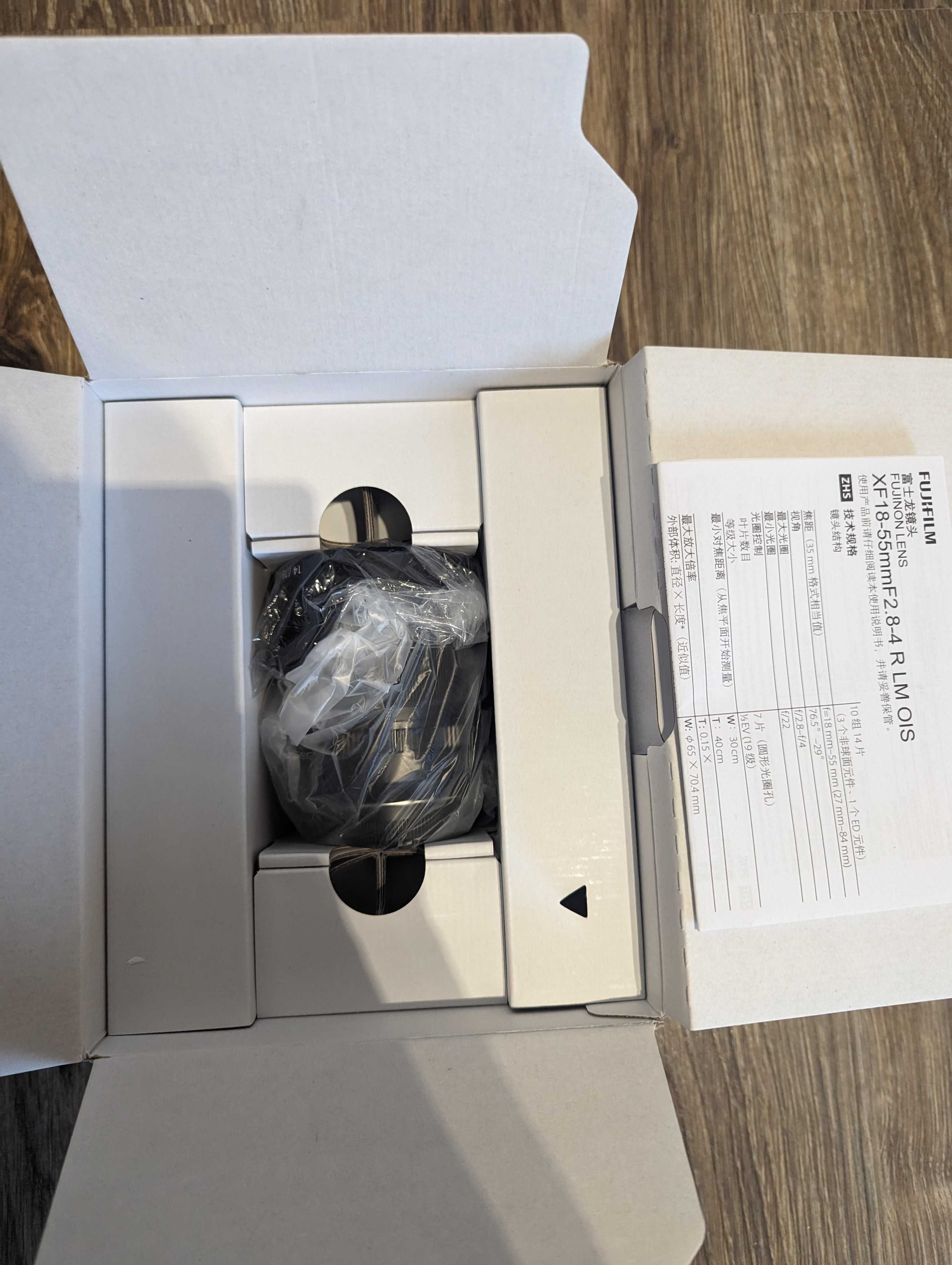 Fujifilm X-S10 kit with Lens XF 18-55mm f/2.8-4 R LM OIS Black