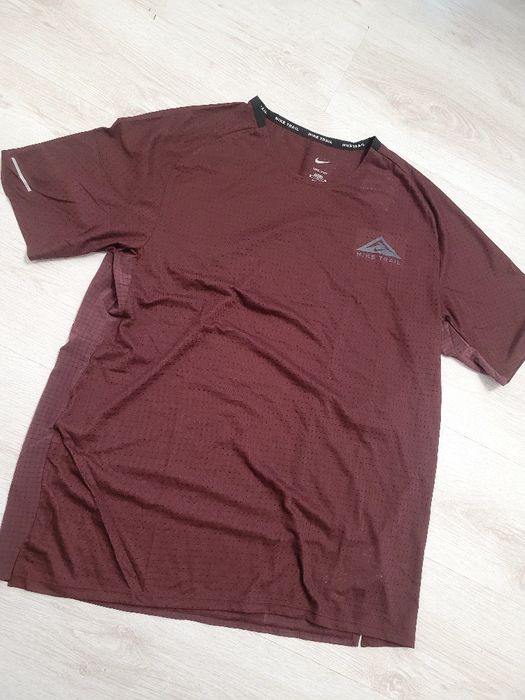 Футболка NIKE DRI-FIT Trail Solar нова original