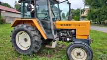 Traktor Renault 551s