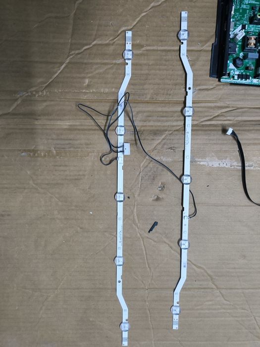 Peças para TV Samsung 
TV SAMSUNG TU32H5005FKXXC