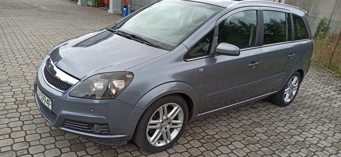 Opel Zafira b turbo 200KM SPORT