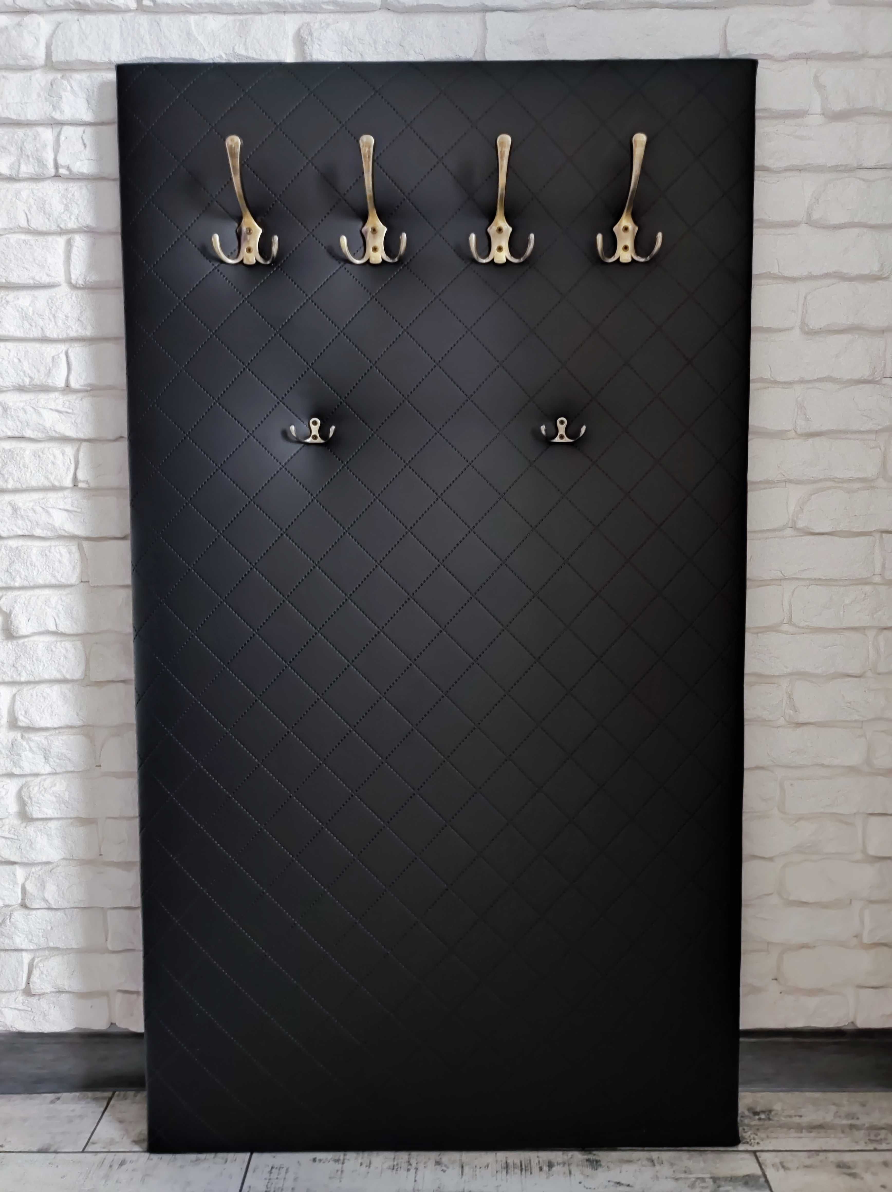 Panel ścienny tapicerowany