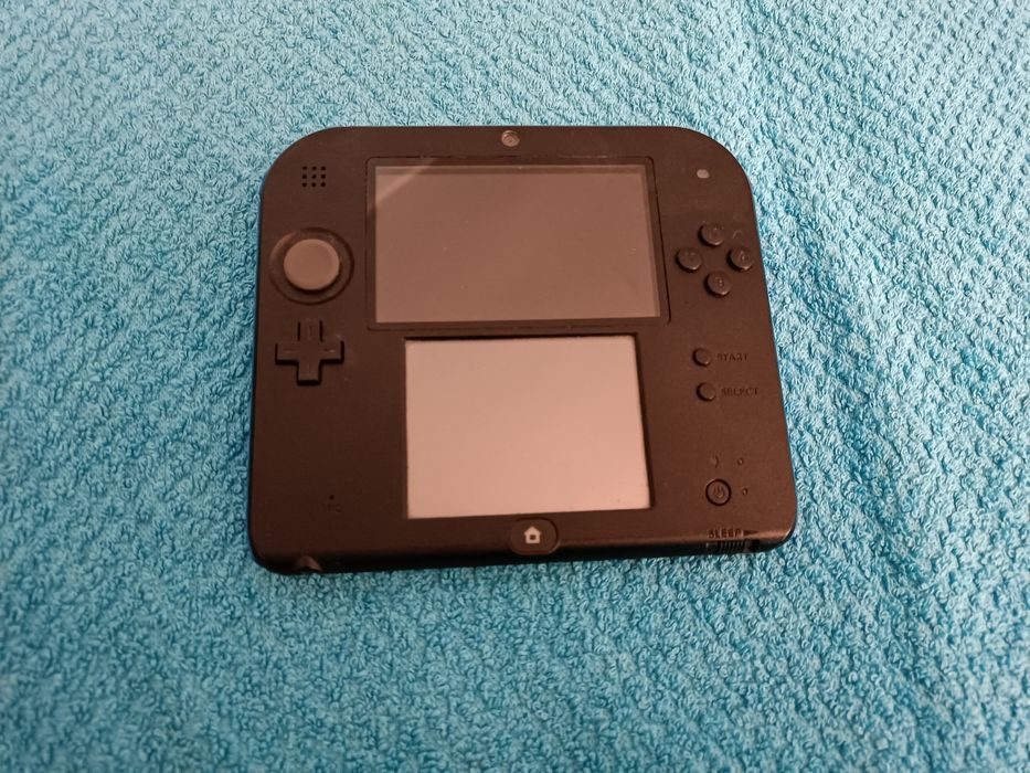 (BRAK THE LEGEND OF ZELDA)Nintendo 2DS + 2Gry |Luigi's Mansion, Supers