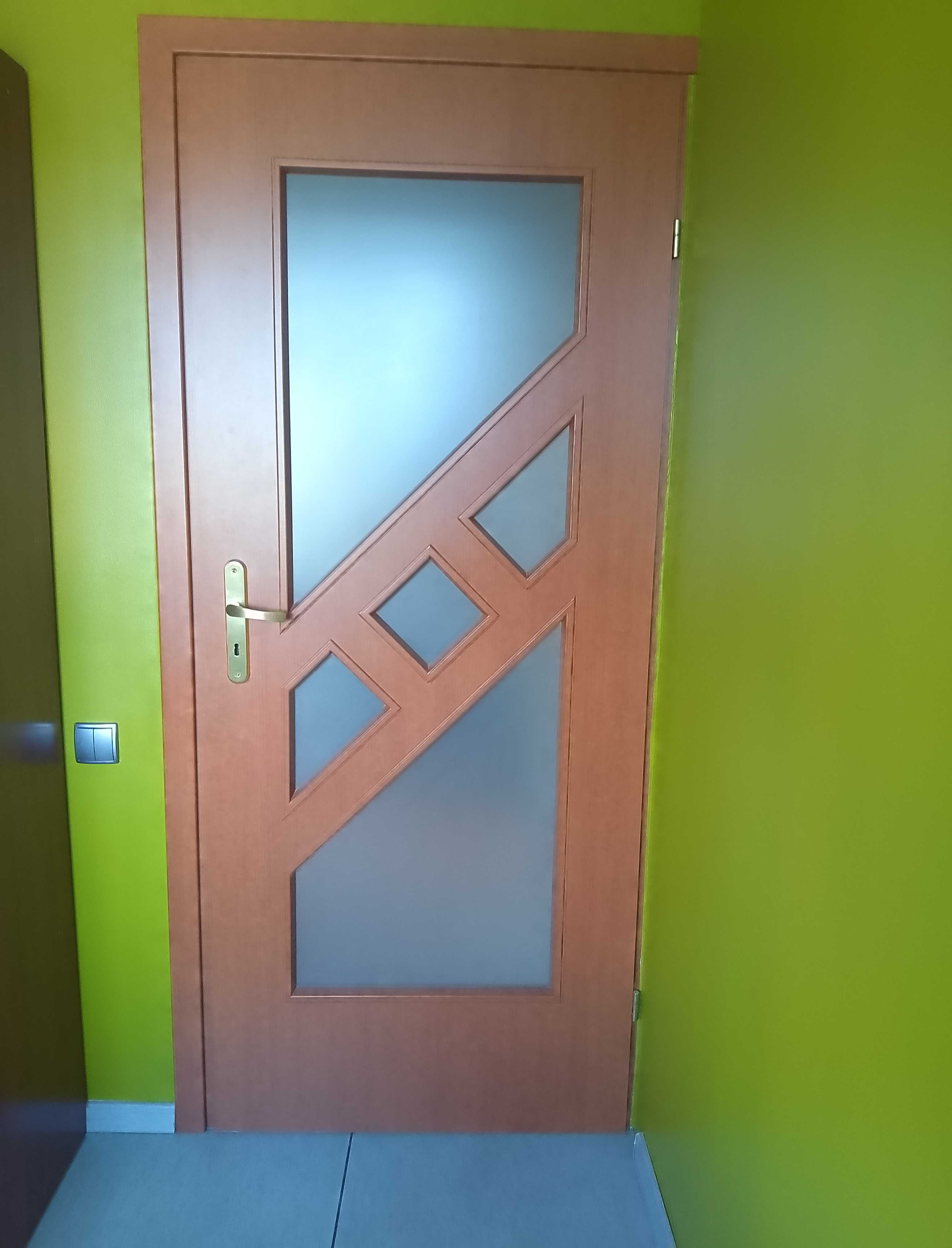 Drzwi wewnętrzne używane 80'