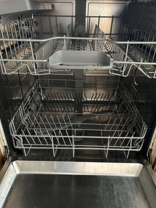 Bosch SMV51E10EU louça urgente