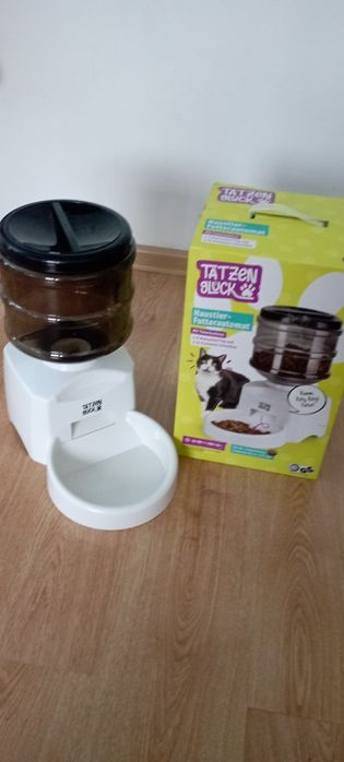 Inteligentny Podajnik dla kota lub psa