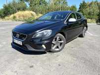 Volvo V40 D4 190km R-design 2014 Rok