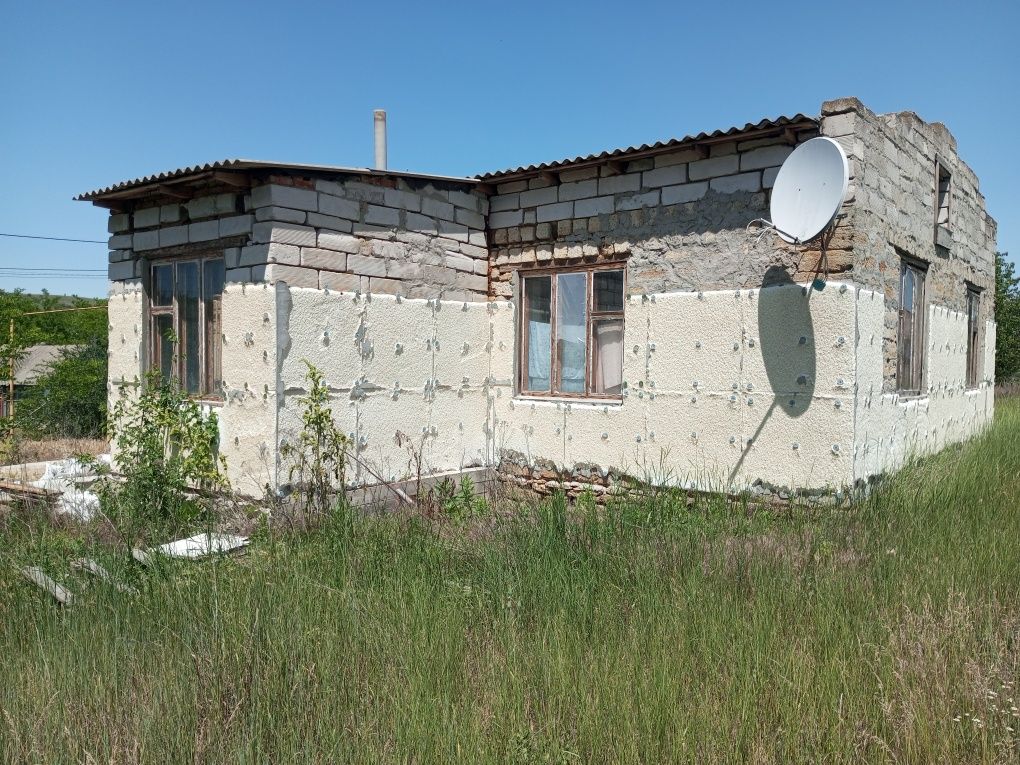 Дом в селі,подалі від суєти