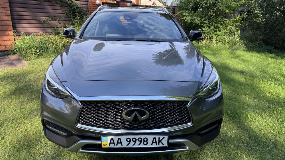 Продам Infiniti QX30 2017 • 2.2 дизель • AWD • Без ДТП