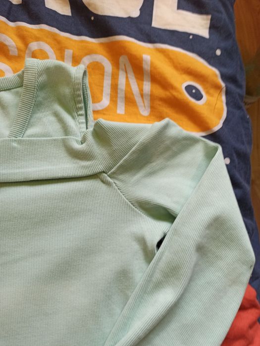 Bluzka damska z odkrytymi ramionami