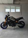 Yamaha mt09 akrapovik