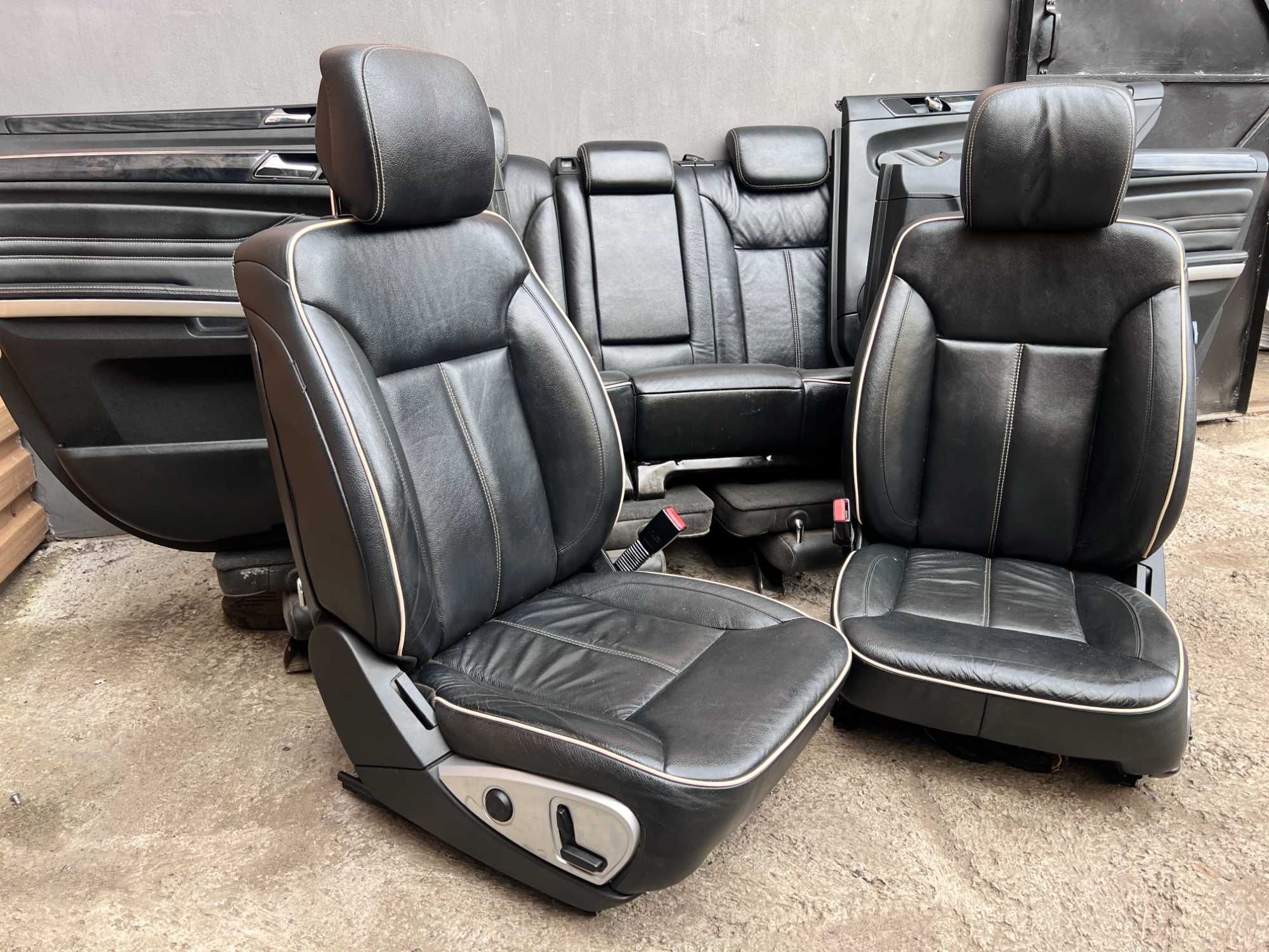 Салон Mercedes ML W164 передние сиденья индивидуал Designo