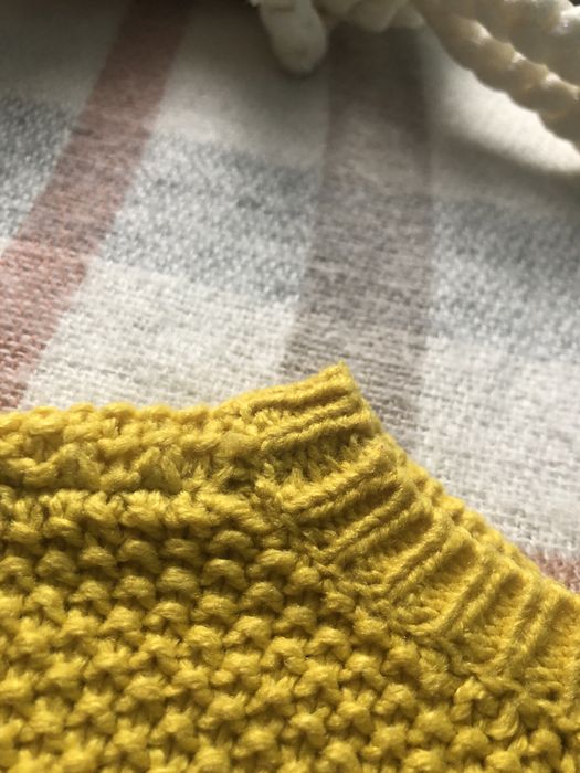 Ciepły żółty sweter damski z długim rękawem, strukturalny, roz L-2XL