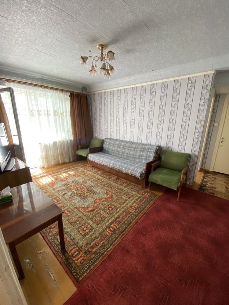 Продам 3-кімнатну квартиру